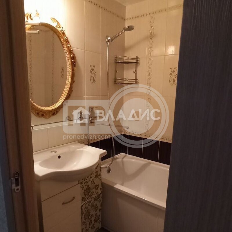 1к, 1/10 П, Россия, Воронеж, улица Богдана Хмельницкого, 54Б, 37.5 кв.м