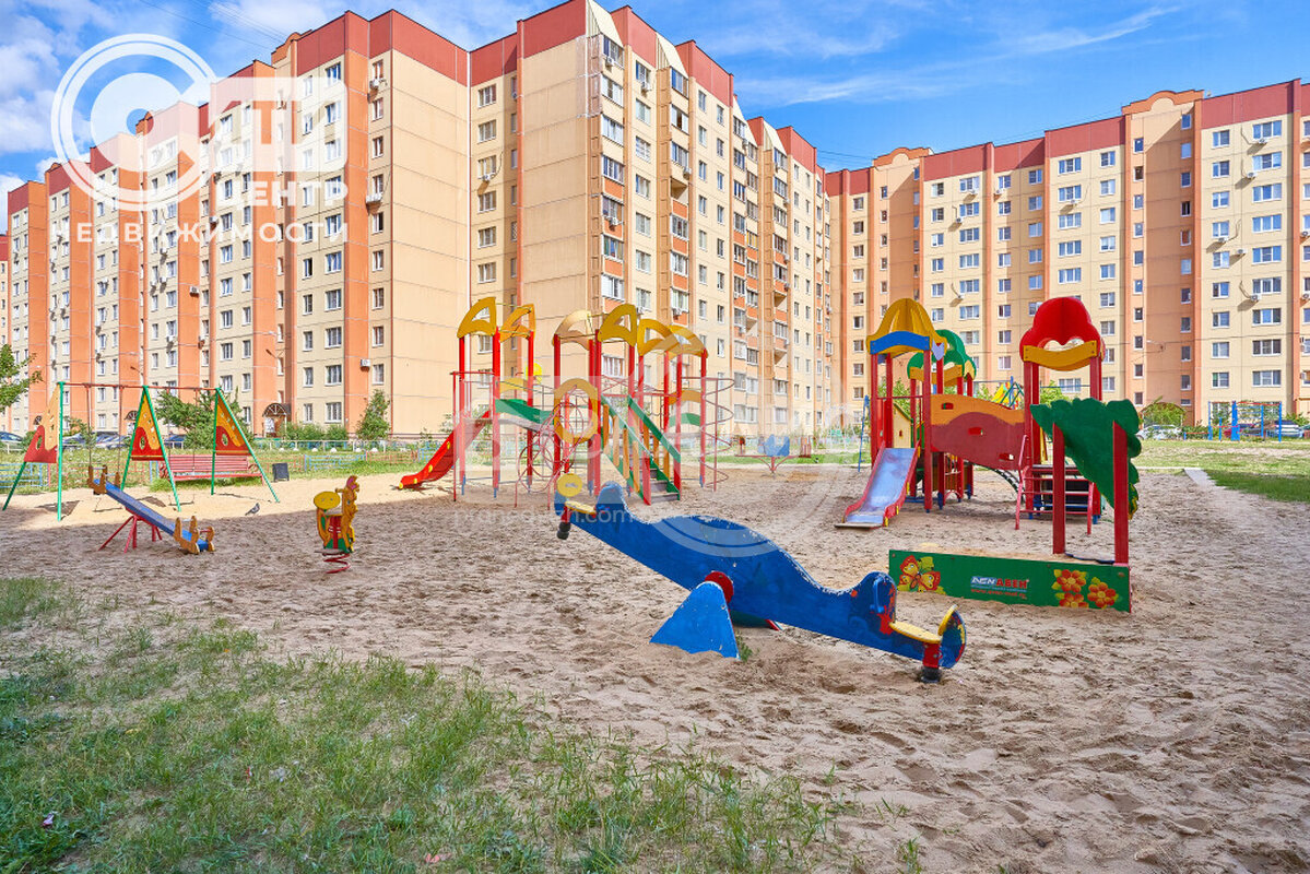 3к, 10/10 П, Россия, Воронеж, Тепличная улица, 26/4, 70.2 кв.м