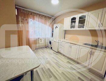 Миниатюра 1к, 3/17 М, Россия, Воронеж, Острогожская улица, 168/2, 35 кв.м