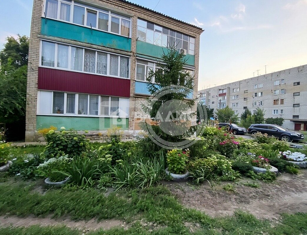 3к, 1/5 К, Россия, Воронежская область, Семилуки, Курская улица, 30, 62.6 кв.м