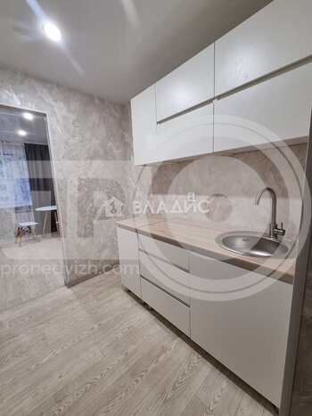 Миниатюра 0к, 3/5 К, Россия, Воронеж, улица Космонавтов, 38, 16.9 кв.м