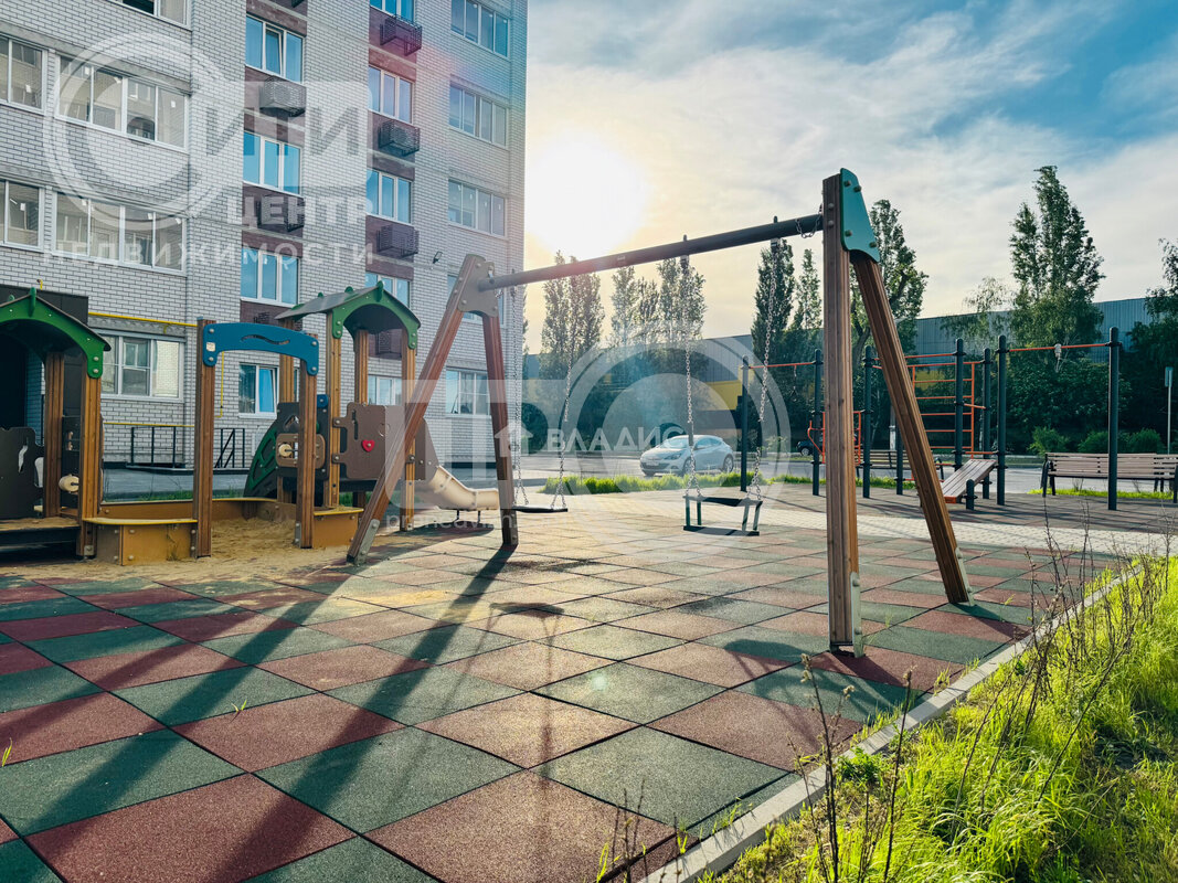 1к, 4/9 К, Россия, Воронежская область, Семилуки, улица Ленина, 1, 30 кв.м