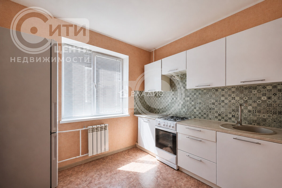 2к, 4/10 П, Россия, Воронеж, улица Коренцова, 9, 56 кв.м